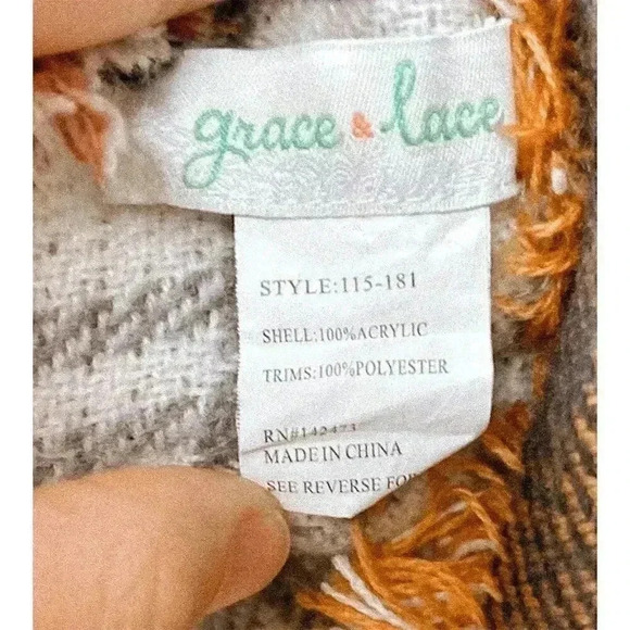 Grace & Lace Women's Multicolor Plaid Triangle Scarf with Button Closure - Picture 3 of 5